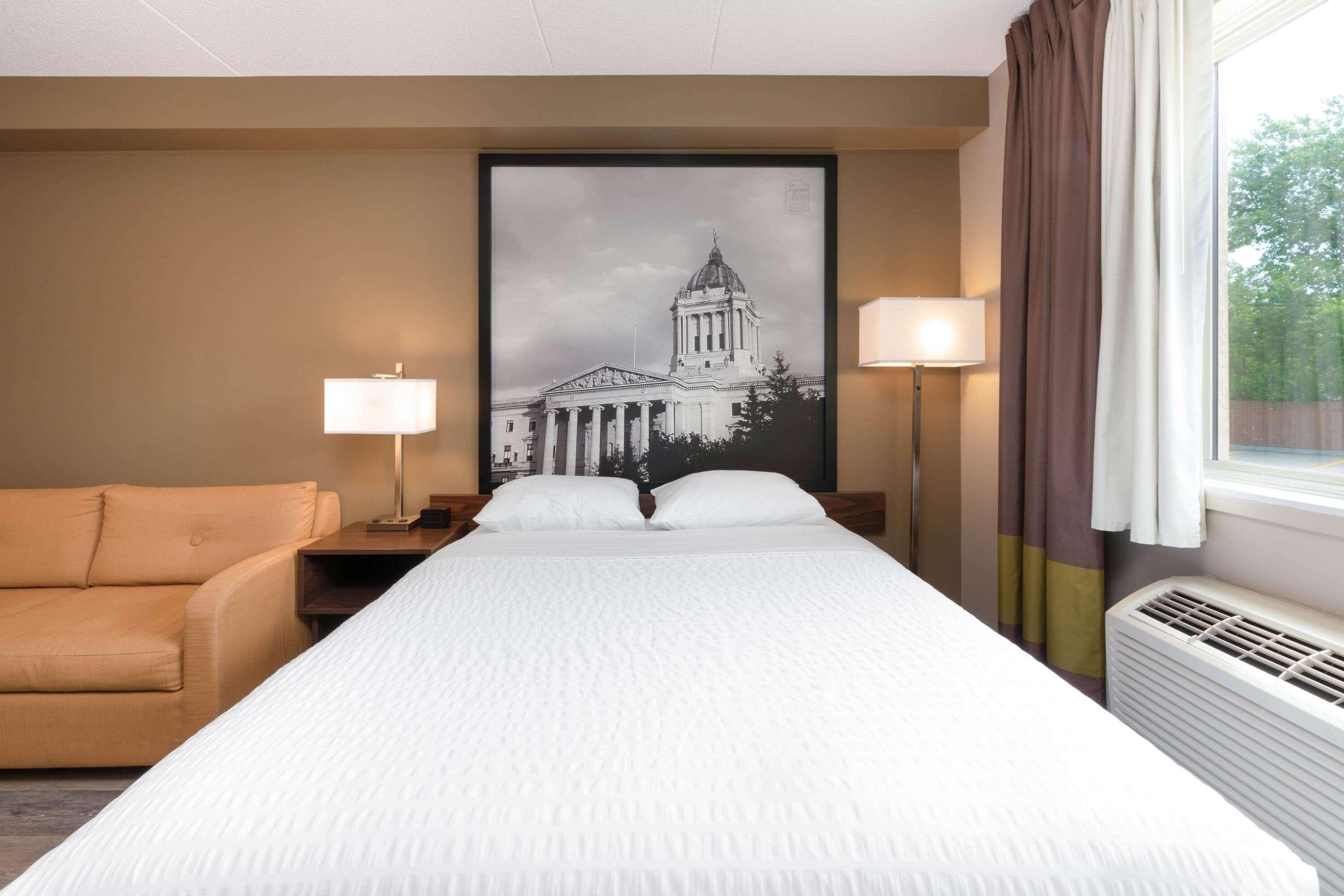 Super 8 By Wyndham Winnipeg West Экстерьер фото