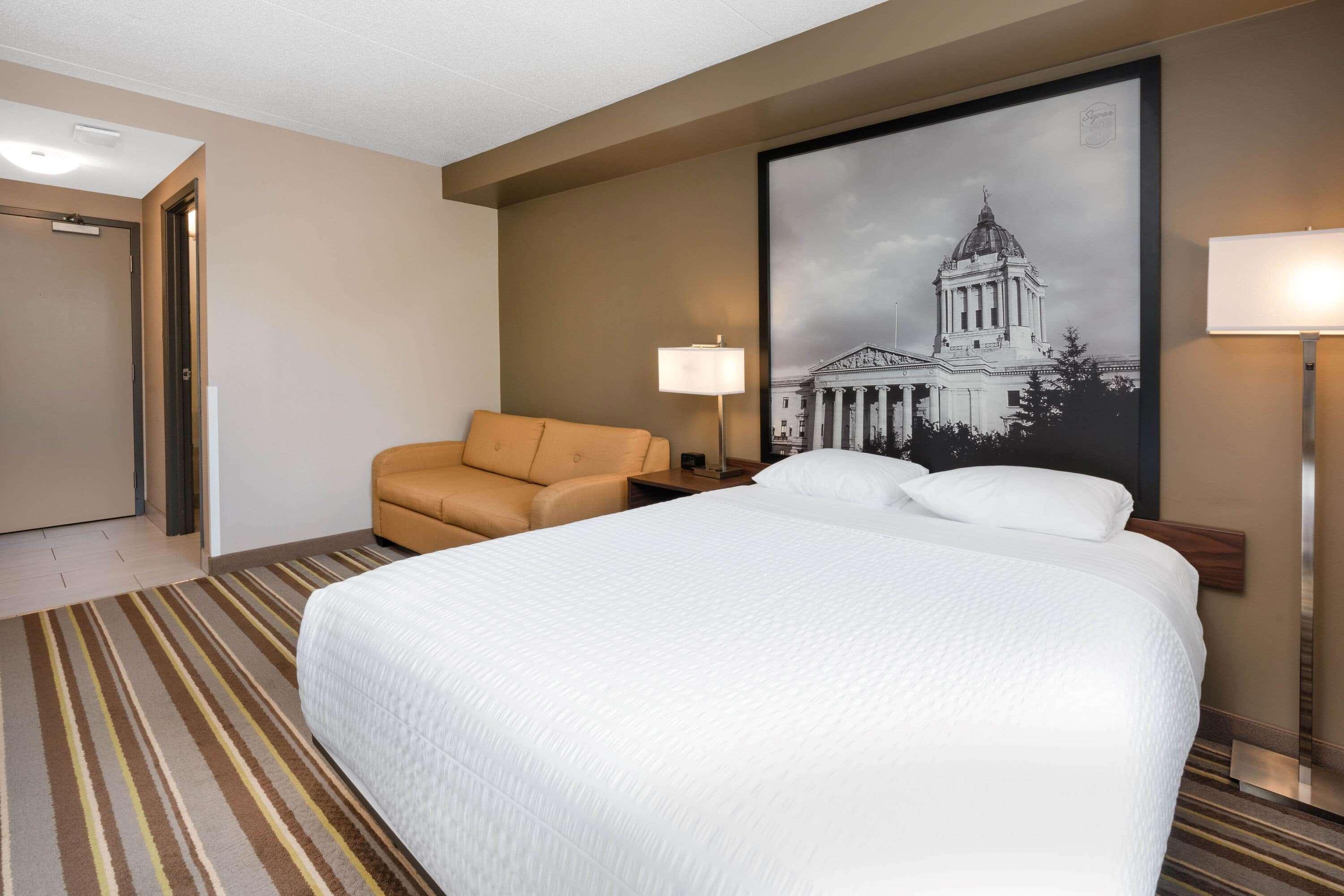 Super 8 By Wyndham Winnipeg West Экстерьер фото