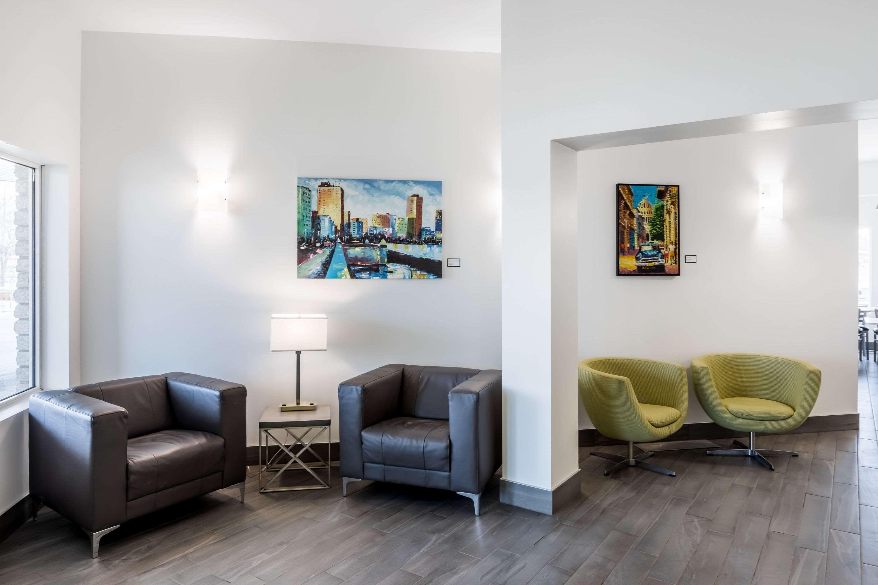 Super 8 By Wyndham Winnipeg West Экстерьер фото
